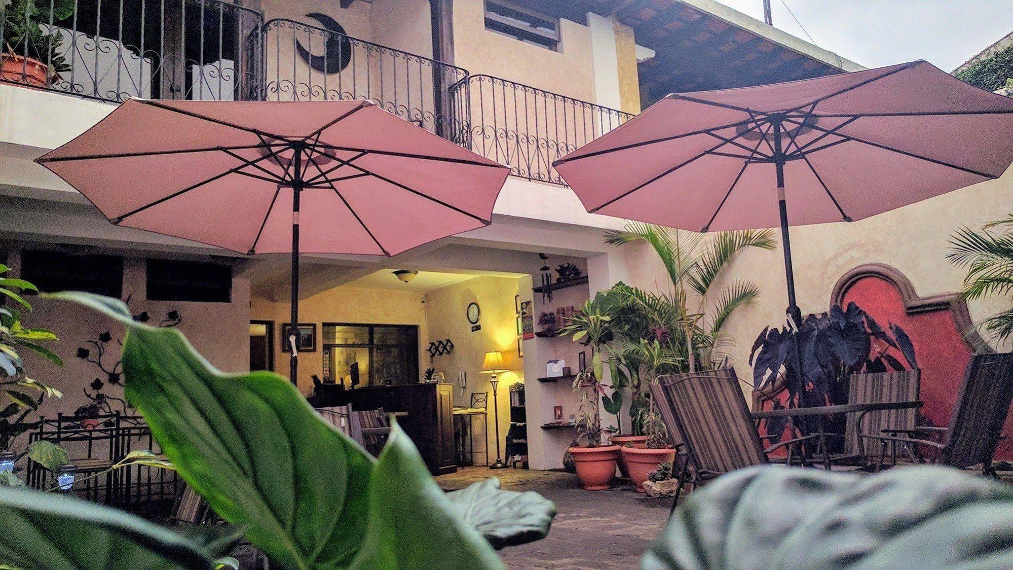 Hotel Posada De La Luna Antigua Ngoại thất bức ảnh