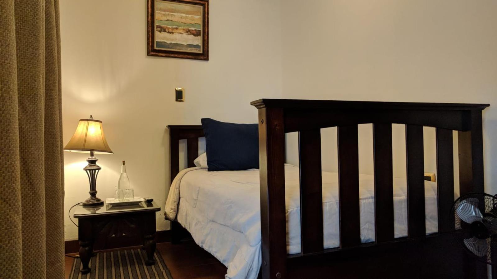 Hotel Posada De La Luna Antigua Ngoại thất bức ảnh