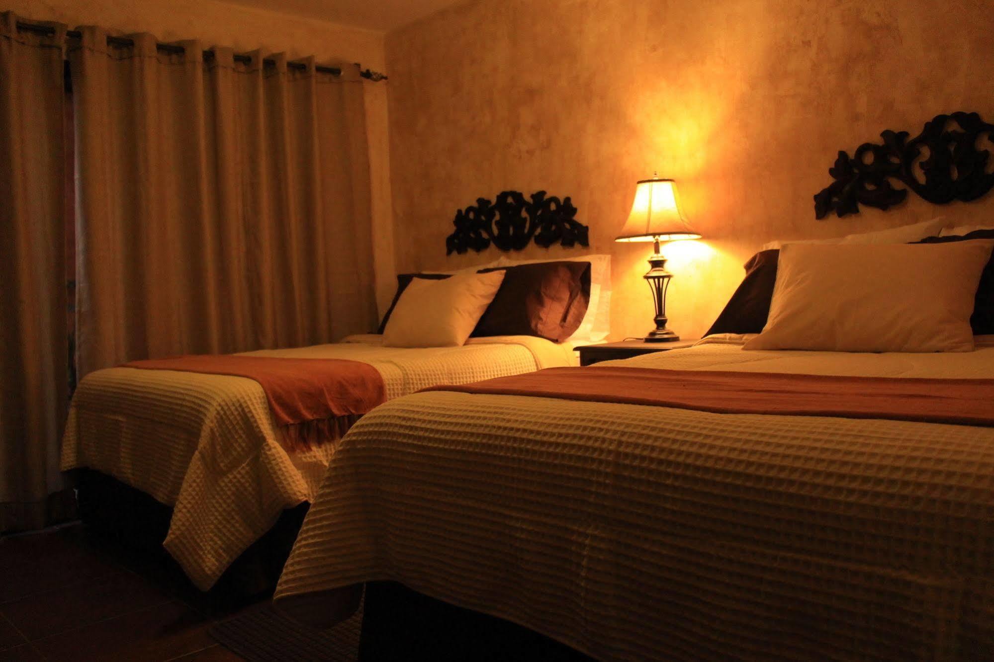 Hotel Posada De La Luna Antigua Ngoại thất bức ảnh